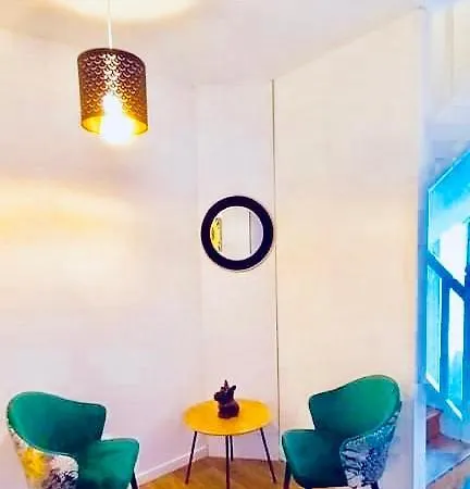 Maison De Fonction Bed & Breakfast